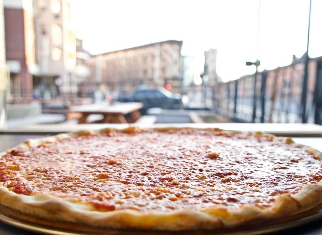 Famous Original Js Pizza | meal takeaway | 715 E 26th Ave, Denver, CO 80205, USA | 7204209102 OR +1 720-420-9102