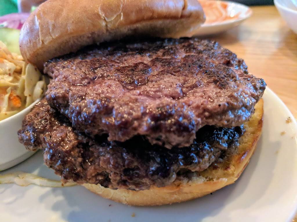 The Hall Bar & Grill | restaurant | 3011 Gulden Ln #109, Dallas, TX 75212, USA | 2143086720 OR +1 214-308-6720