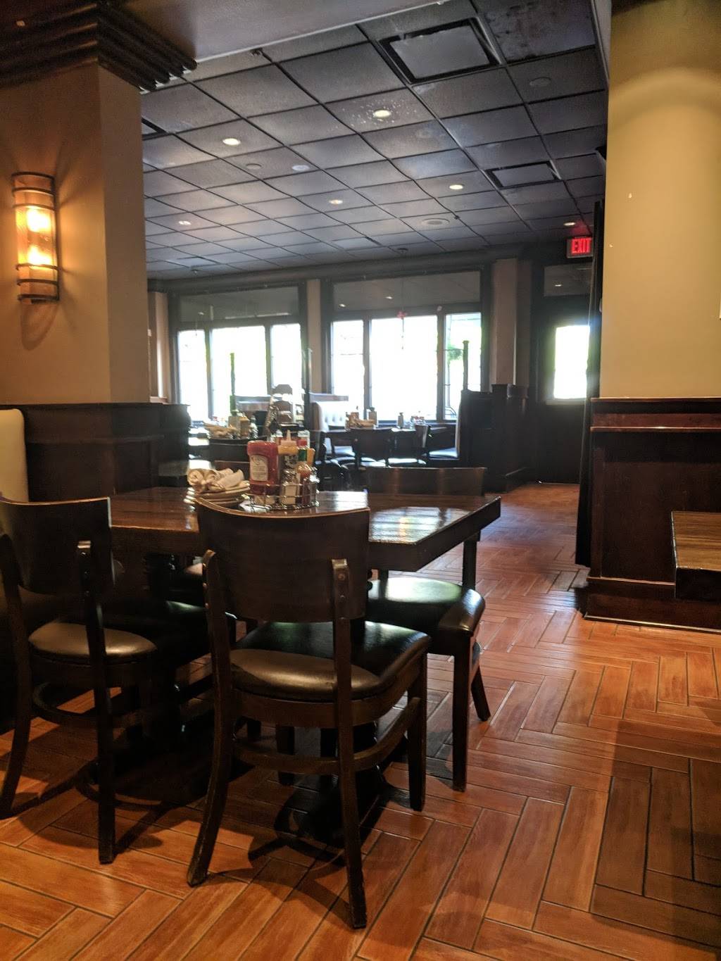 Rack House Kitchen and Tavern | restaurant | 222 E Algonquin Rd, Arlington Heights, IL 60005, USA | 8476407225 OR +1 847-640-7225