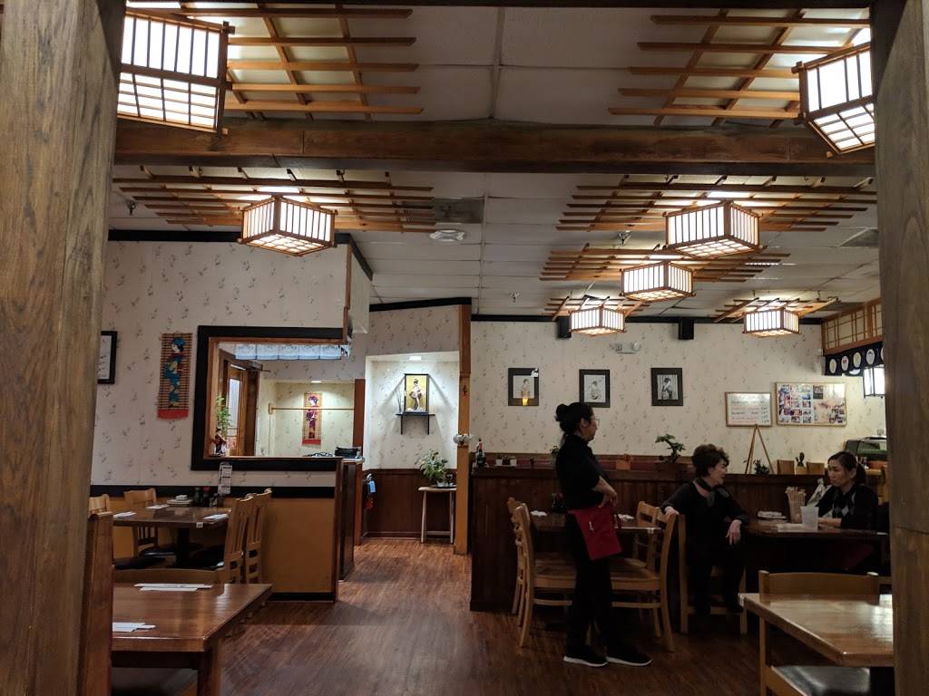 Izumi | restaurant | 6701-L, Loisdale Rd, Springfield, VA 22150, USA | 7039229444 OR +1 703-922-9444