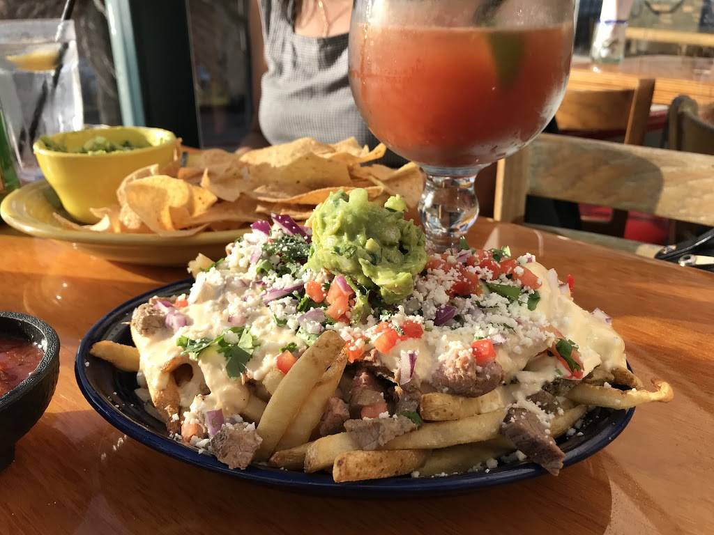 Freds Mexican Cafe | restaurant | 300 Pacific Coast Hwy, Huntington Beach, CA 92648, USA | 7143748226 OR +1 714-374-8226