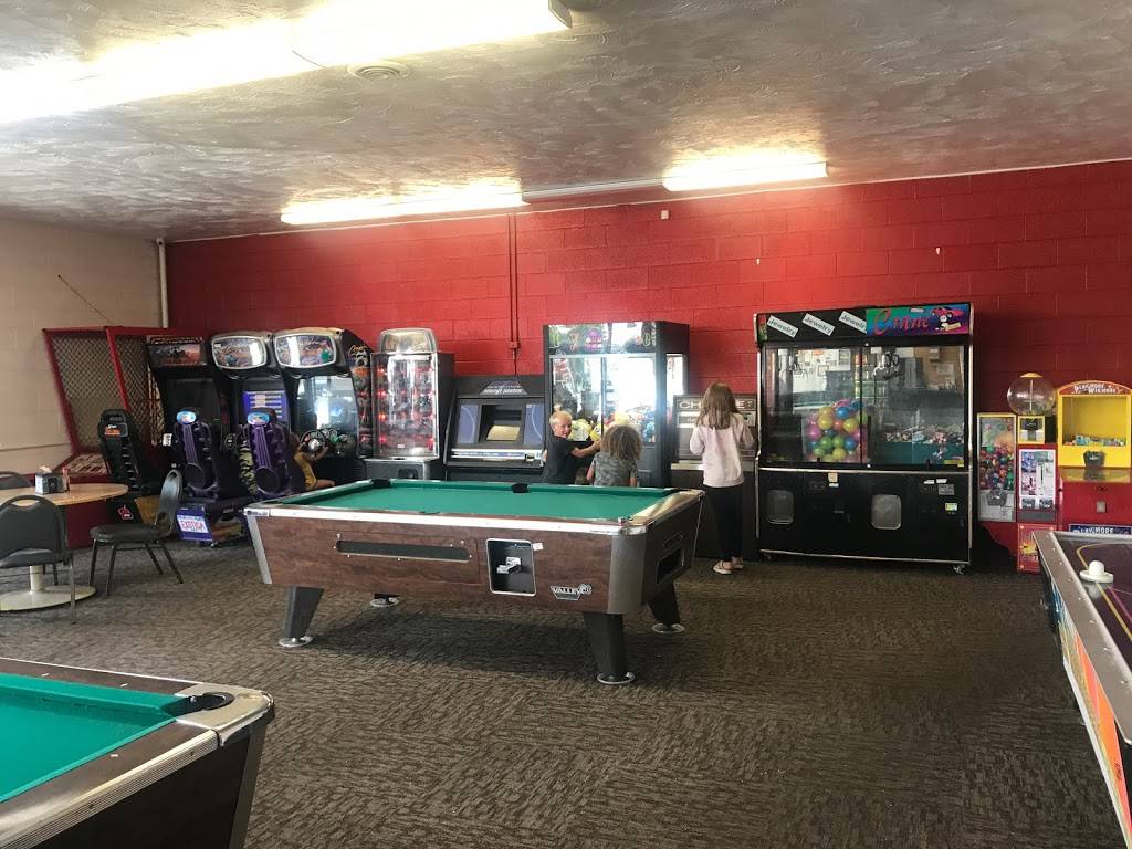 Pizza Plus | meal delivery | 55 S 100 E, Tremonton, UT 84337, USA | 4352577587 OR +1 435-257-7587