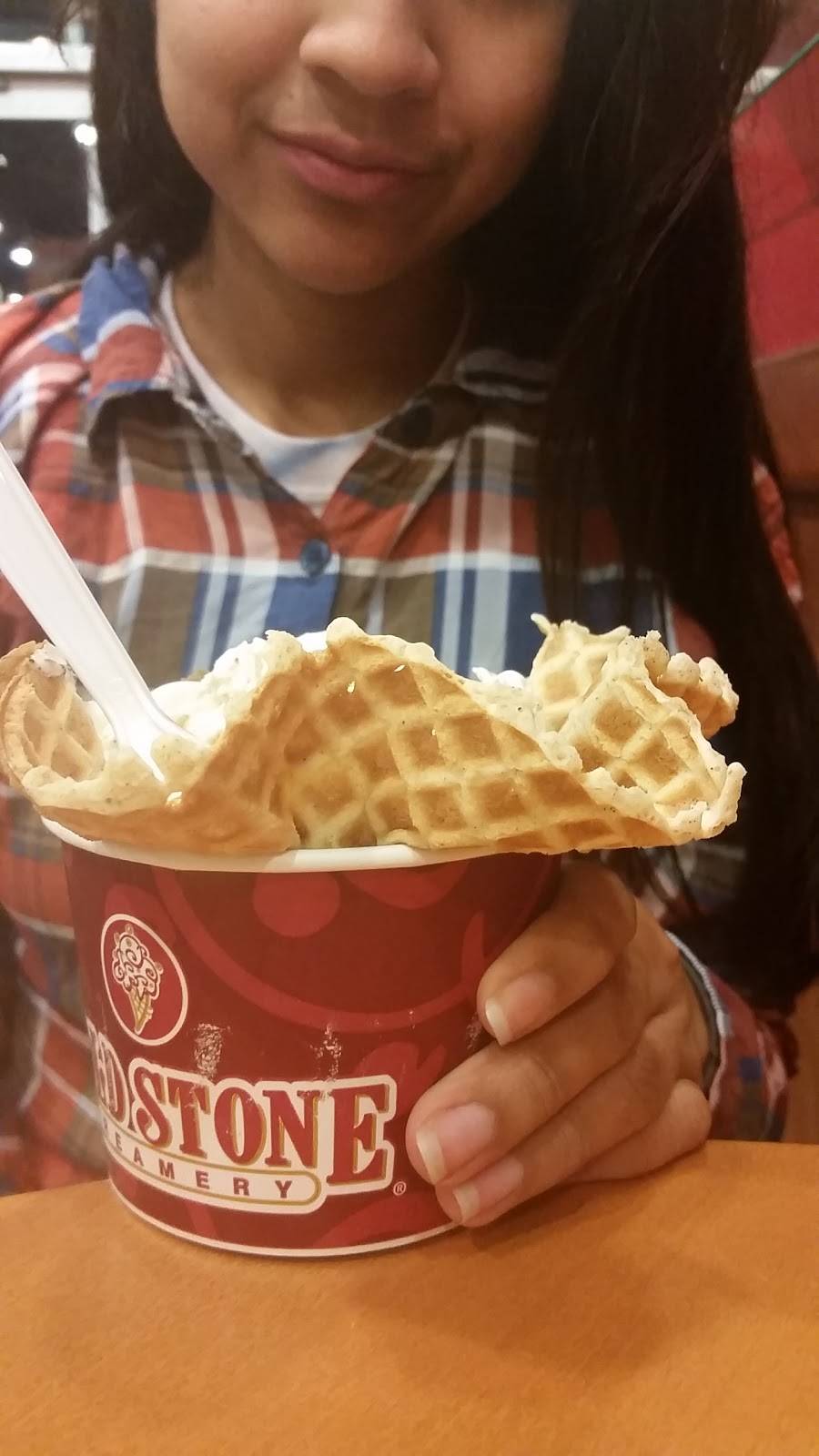 Cold Stone Creamery | bakery | 821 Ellsworth Dr, Silver Spring, MD 20910, USA | 3015881230 OR +1 301-588-1230