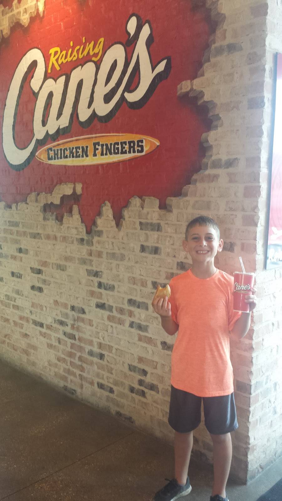 Raising Canes Chicken Fingers | meal takeaway | 8113 W Judge Perez Dr, Chalmette, LA 70043, USA | 5046822305 OR +1 504-682-2305