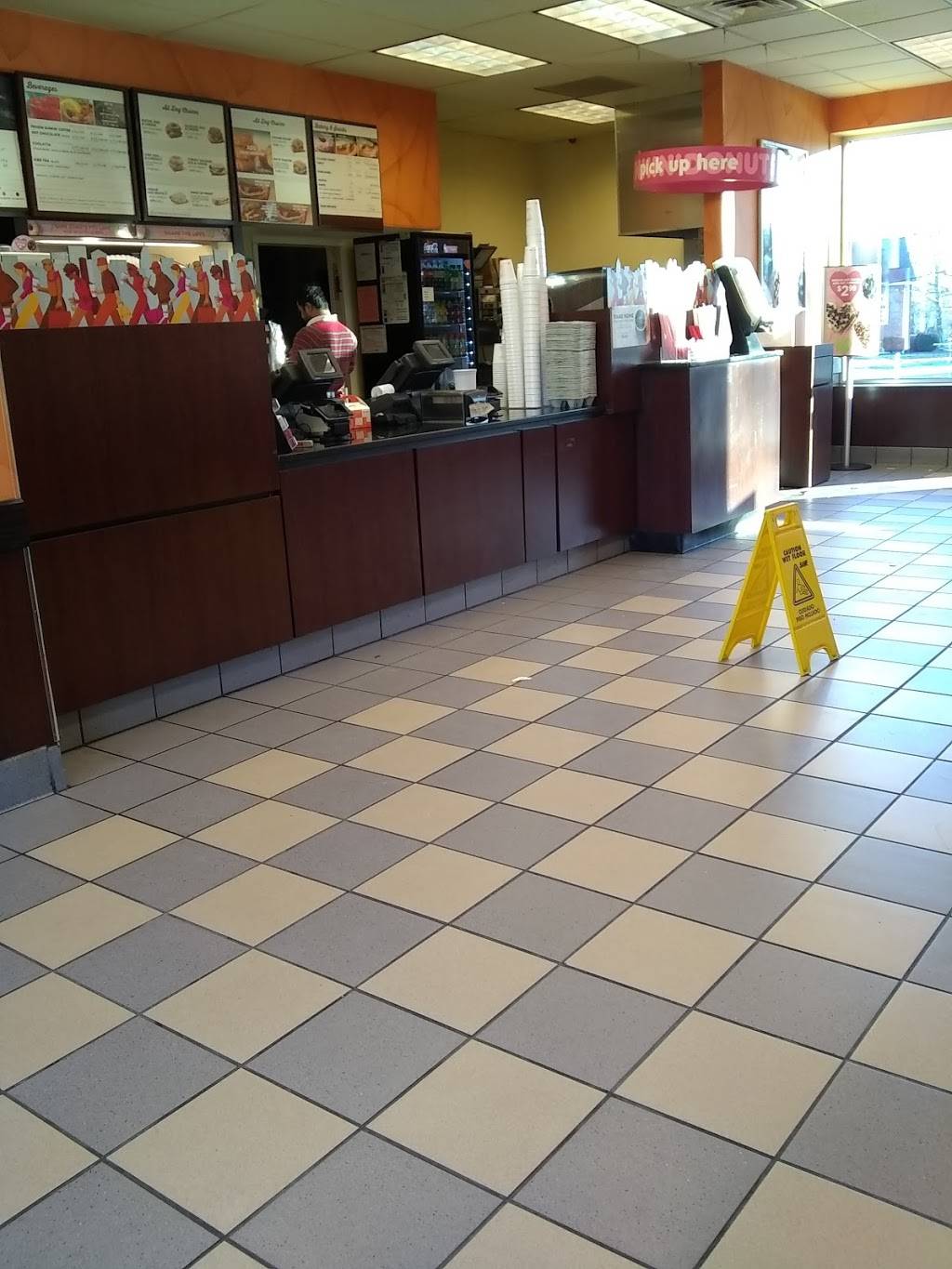Dunkin | cafe | 1012 Kirkwood Hwy, Elsmere, DE 19805, USA | 3029949439 OR +1 302-994-9439