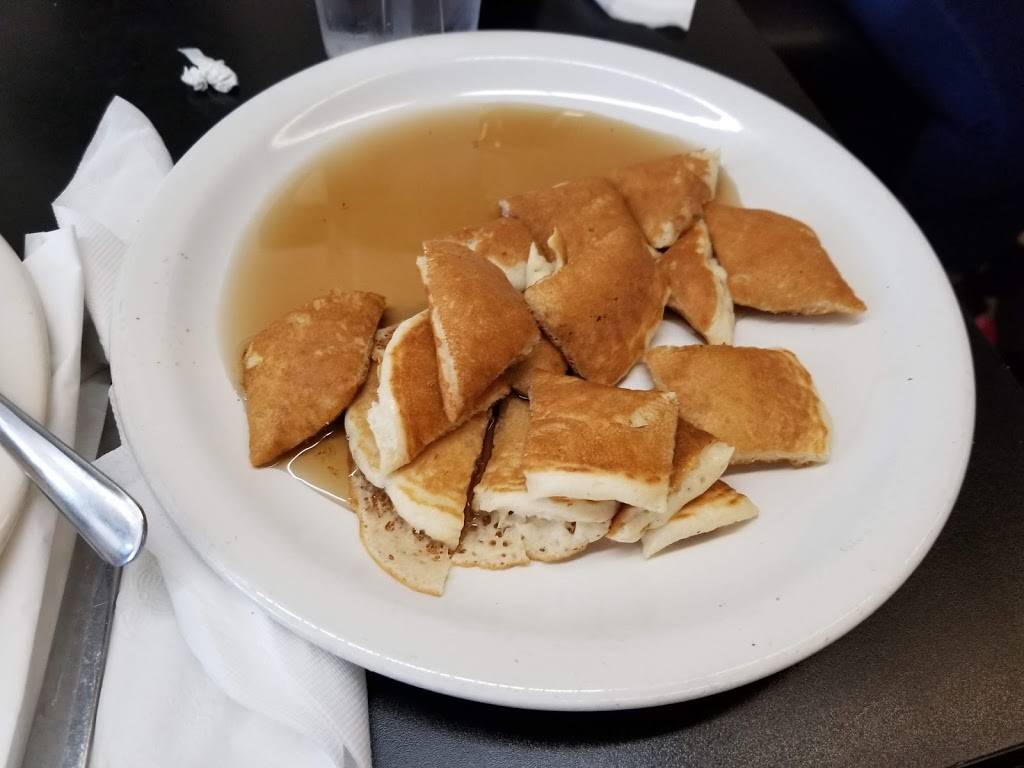 Connie & Barbaras Soul Food | restaurant | 13101 W McNichols Rd, Detroit, MI 48235, USA | 3138625240 OR +1 313-862-5240