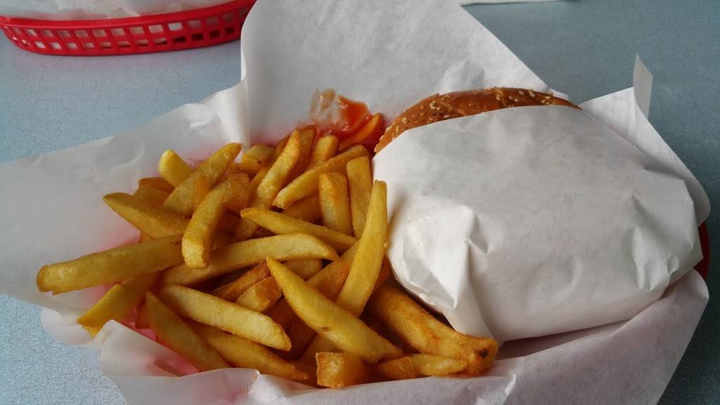 Zogos Burgers | restaurant | 6969 Paramount Blvd, Long Beach, CA 90805, USA | 5626301710 OR +1 562-630-1710