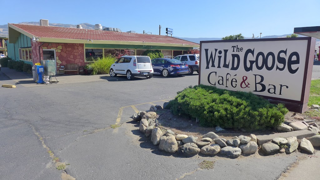 Wild Goose Cafe & Bar | restaurant | 2365 Ashland St, Ashland, OR 97520, USA | 5414884103 OR +1 541-488-4103