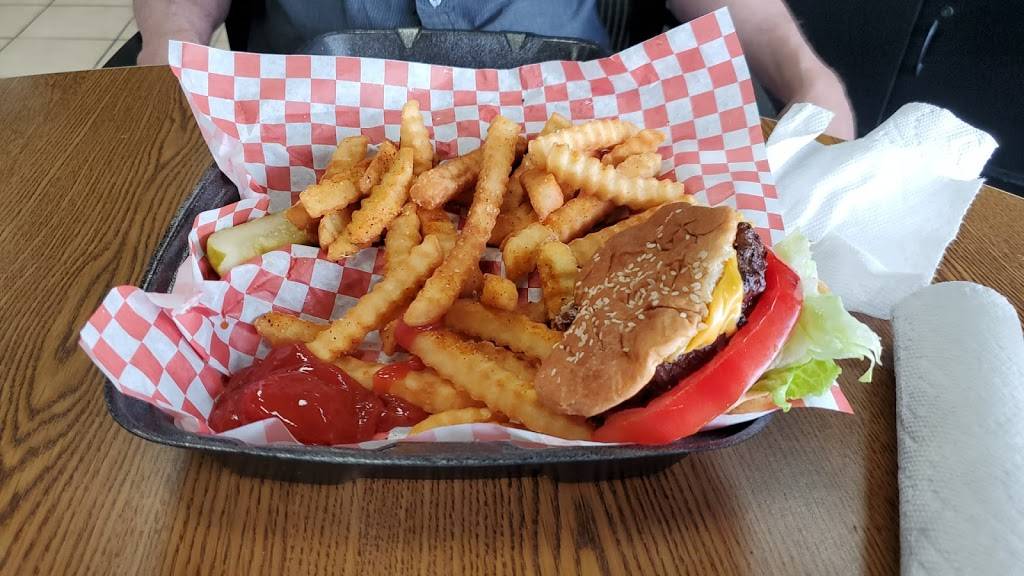 Wacky Willys Restaurant | restaurant | 4220 Bardstown Rd, Louisville, KY 40218, USA | 5023450842 OR +1 502-345-0842