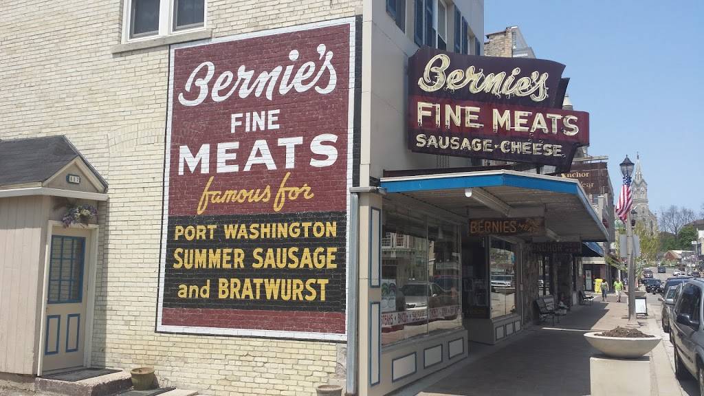 Schooner Pub | restaurant | 114 N Franklin St, Port Washington, WI 53074, USA | 2622842258 OR +1 262-284-2258