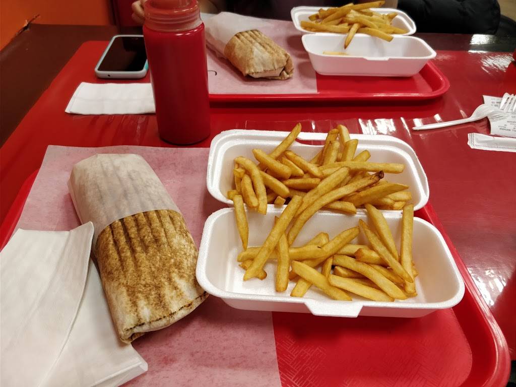 Mumtaz Grill Restaurant | restaurant | 3354 Keele St, North York, ON M3J 1L5, Canada | 6477253337 OR +1 647-725-3337