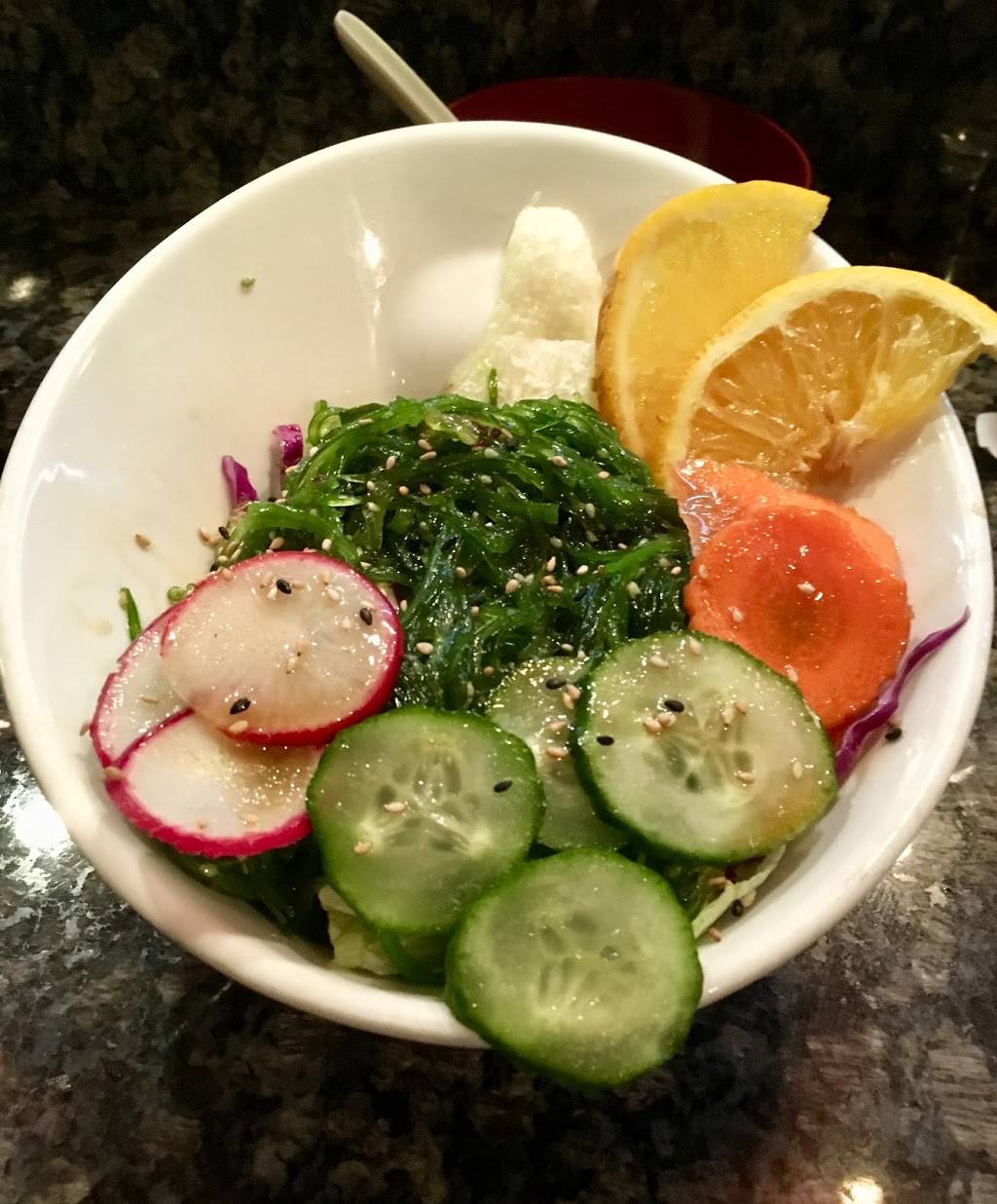 Kazoku Sushi | restaurant | 10665 W Colfax Ave, Lakewood, CO 80215, USA | 3032381199 OR +1 303-238-1199