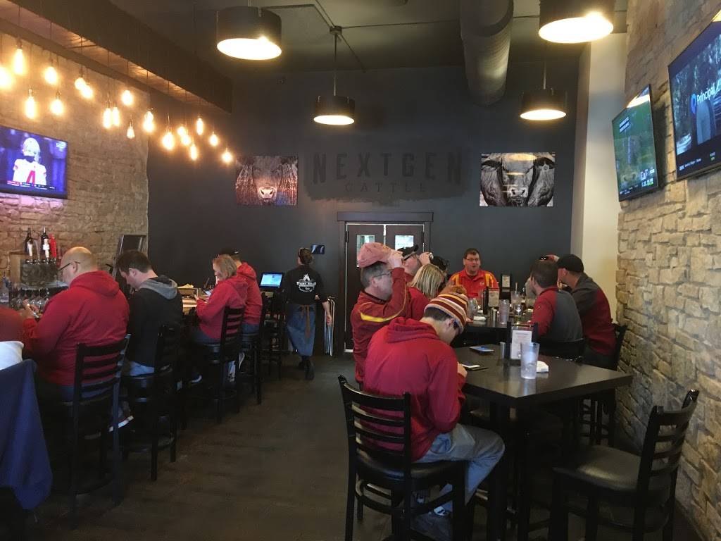 Flint Hills Smokehouse | restaurant | 215 Main St, Maple Hill, KS 66507, USA | 7852564444 OR +1 785-256-4444