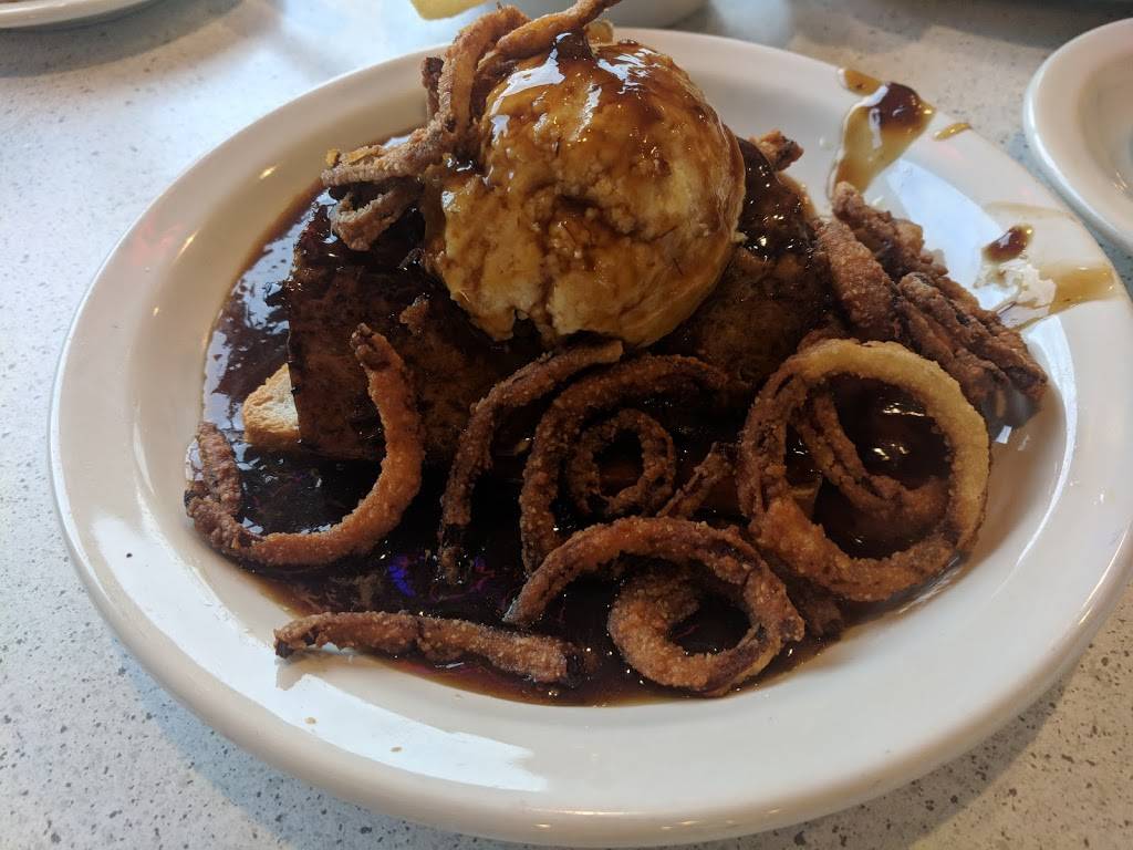 Russ Restaurant | restaurant | 2750 28th St SE, Grand Rapids, MI 49512, USA | 6169498631 OR +1 616-949-8631