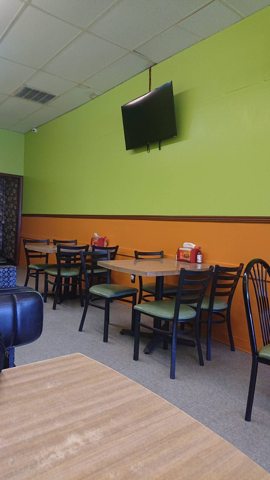 Pupusas La Sabrosa | restaurant | 250 E Antelope Ave, Woodlake, CA 93286, USA | 4086616263 OR +1 408-661-6263