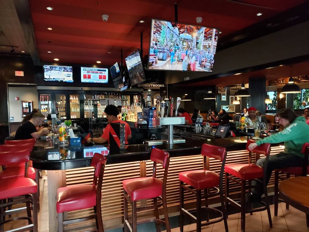TGI Fridays | restaurant | 400 South Park Ave, Linden, NJ 07036, USA | 9083743003 OR +1 908-374-3003