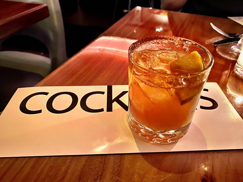 Elmo | restaurant | 156 7th Ave, New York, NY 10011, USA | 2123378000 OR +1 212-337-8000