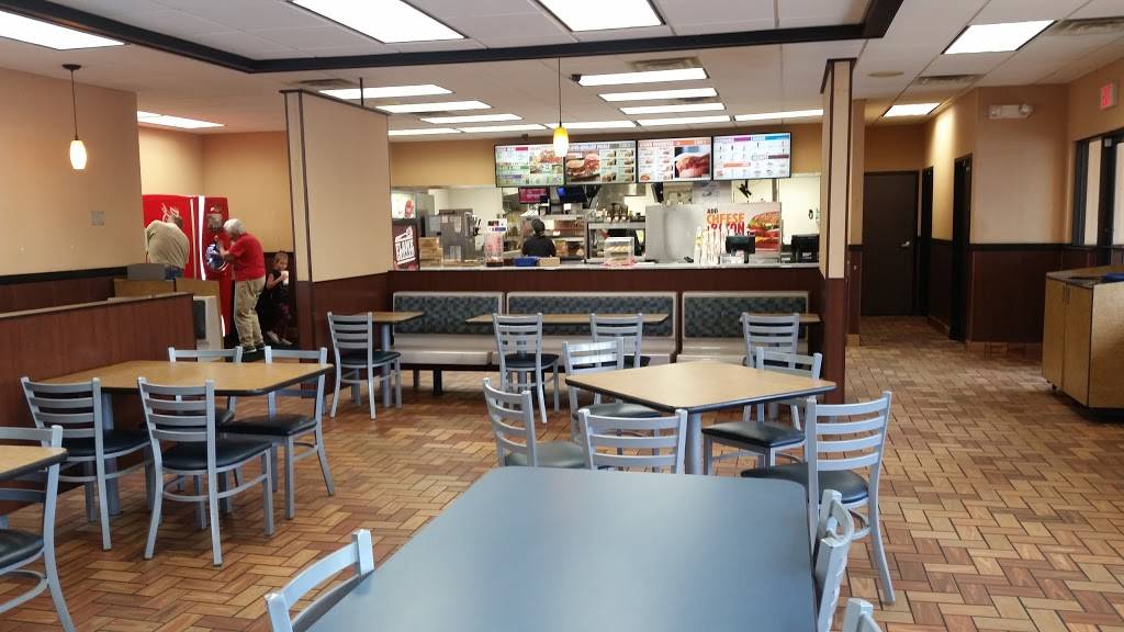 Burger King | restaurant | 333 Lincoln St, Rhinelander, WI 54501, USA | 7153625300 OR +1 715-362-5300