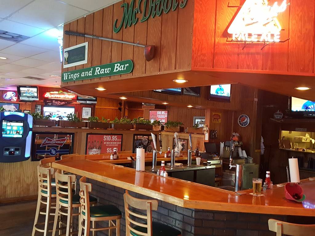 Marina’s Pizza | restaurant | 12121 W Linebaugh Ave, Tampa, FL 33626, USA | 8138541616 OR +1 813-854-1616