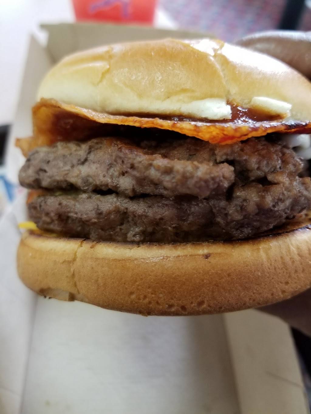 Wendys | restaurant | 3900 Georgia Ave NW, Washington, DC 20011, USA | 2027230137 OR +1 202-723-0137