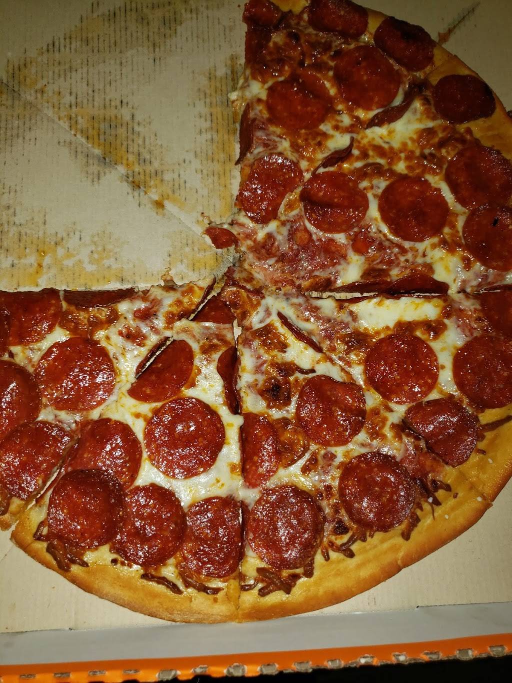 Little Caesars Pizza | meal takeaway | 30820 Southfield Rd, Southfield, MI 48076, USA | 2486446822 OR +1 248-644-6822