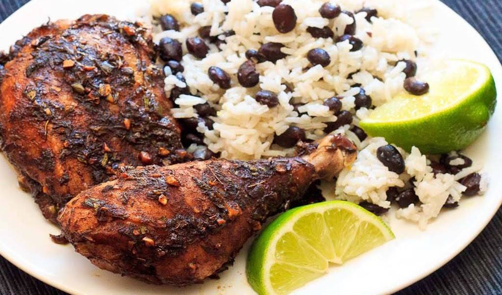 Sallys Fish and Things | restaurant | 8922 Flatlands Ave, Brooklyn, NY 11236, USA | 7187637000 OR +1 718-763-7000