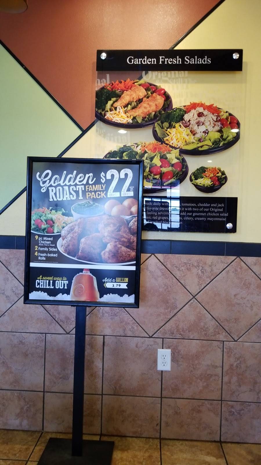 Golden Chick | meal takeaway | 1201 Martin Luther King Jr Fwy, Fort Worth, TX 76104, USA | 8177447918 OR +1 817-744-7918