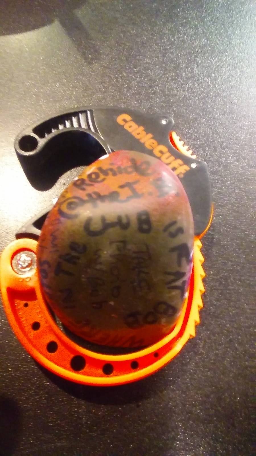 Inn Between Bar & Grill | restaurant | 212 20th St, Huntington, WV 25703, USA | 3047813527 OR +1 304-781-3527