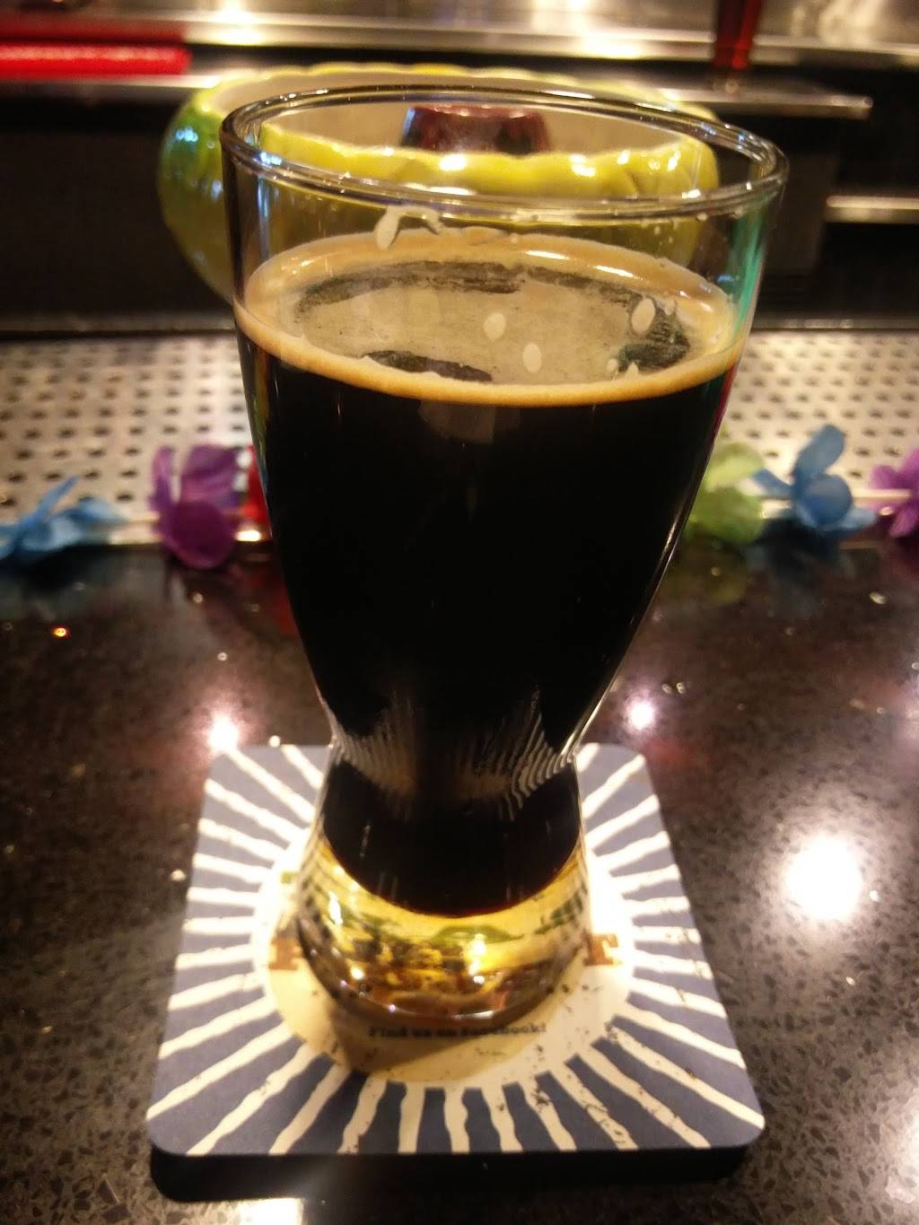 Glass Half Full Taproom | restaurant | 100 S Central Expy #14, Richardson, TX 75080, USA | 9725342120 OR +1 972-534-2120