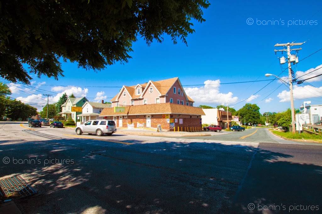 Lime Light Inn | restaurant | 408 Ingleside Ave, Catonsville, MD 21228, USA | 4107442244 OR +1 410-744-2244