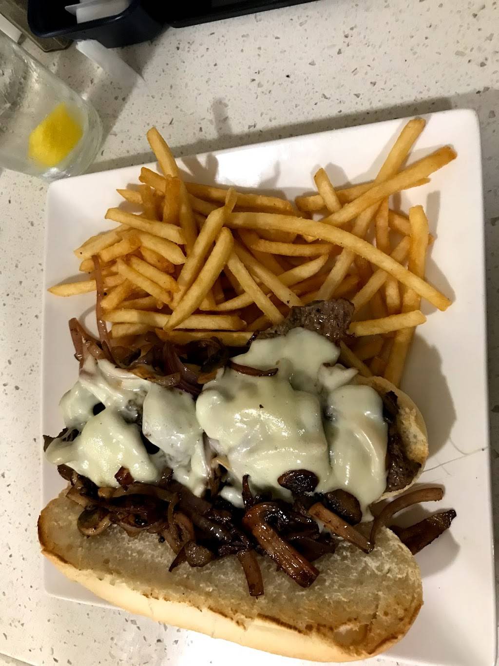 Augies Bistro | restaurant | 711 W Indiantown Rd, Jupiter, FL 33458, USA | 5617450058 OR +1 561-745-0058