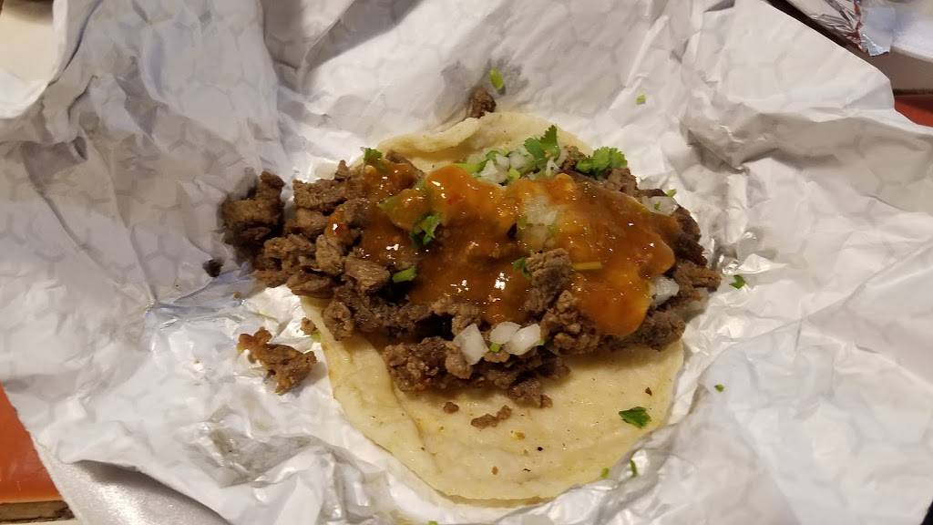 Viva Villa Taqueria | restaurant | 9585 Sierra Ave, Fontana, CA 92335, USA | 9093569612 OR +1 909-356-9612