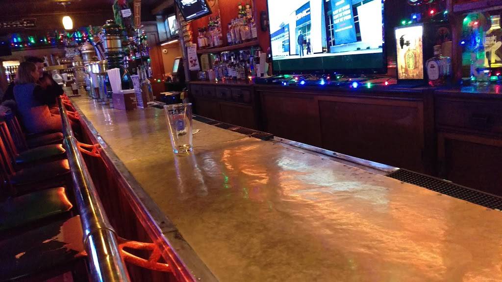 Perrytowne Drafthouse | restaurant | 1002 Perry Hwy, Pittsburgh, PA 15237, USA | 4123679610 OR +1 412-367-9610