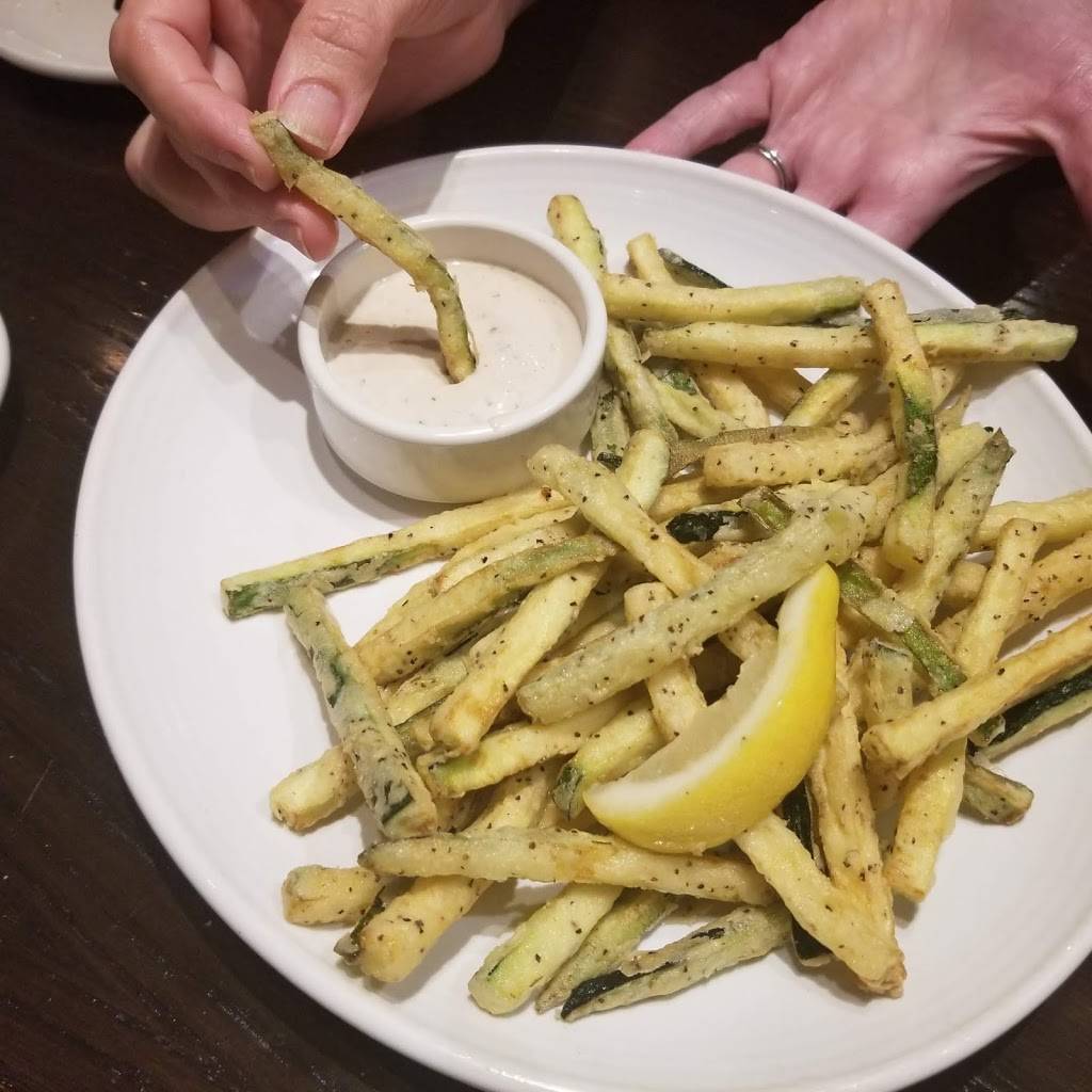 Carrabbas Italian Grill | restaurant | 5820 Red Bug Lake Rd, Winter Springs, FL 32708, USA | 4076966600 OR +1 407-696-6600