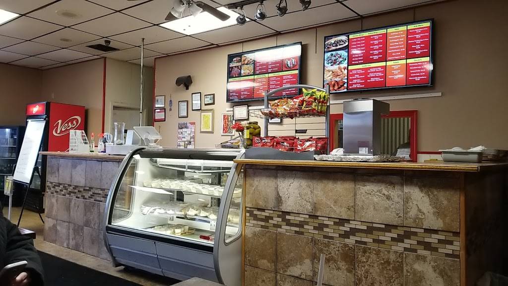 New York Fish & Chicken Gyro | restaurant | 5110 N Belt W, Belleville, IL 62226, USA | 6182221700 OR +1 618-222-1700