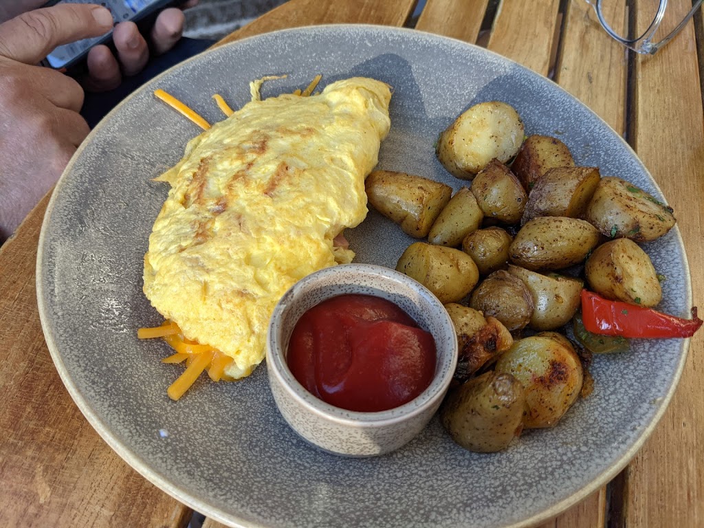 Southwest Bistro | restaurant | 7500 E Doubletree Ranch Rd, Scottsdale, AZ 85258, USA | 4804441234 OR +1 480-444-1234