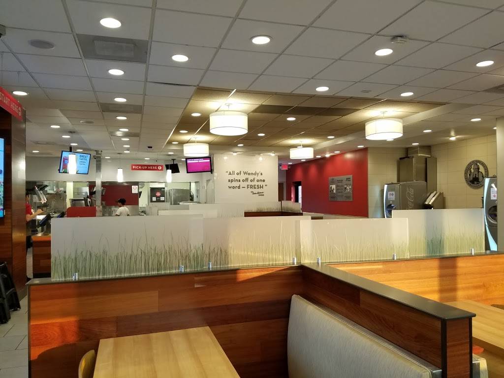 Wendys | restaurant | 12421 N Mopac Expy, Austin, TX 78758, USA | 5125962572 OR +1 512-596-2572