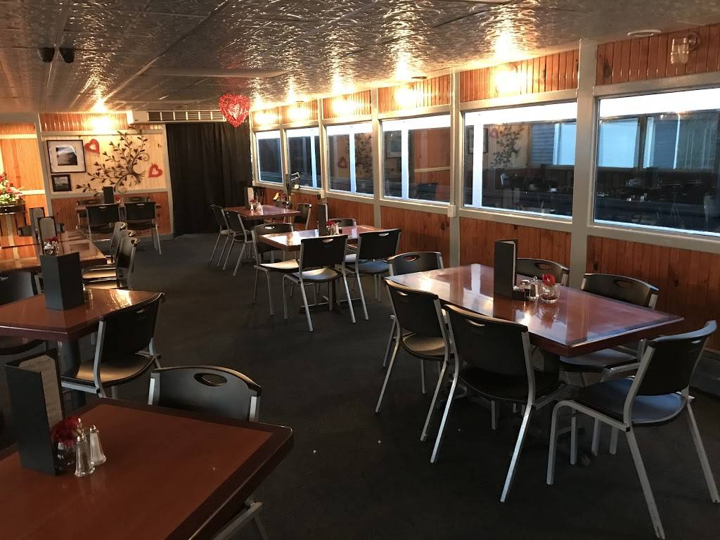 Riviera at the Valley Gem | restaurant | 601 Front St, Marietta, OH 45750, USA | 7403737862 OR +1 740-373-7862