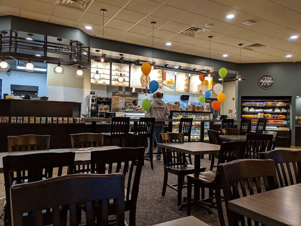 Manhattan Bagel | restaurant | 401 S Broad St, Lansdale, PA 19446, USA | 2156479990 OR +1 215-647-9990