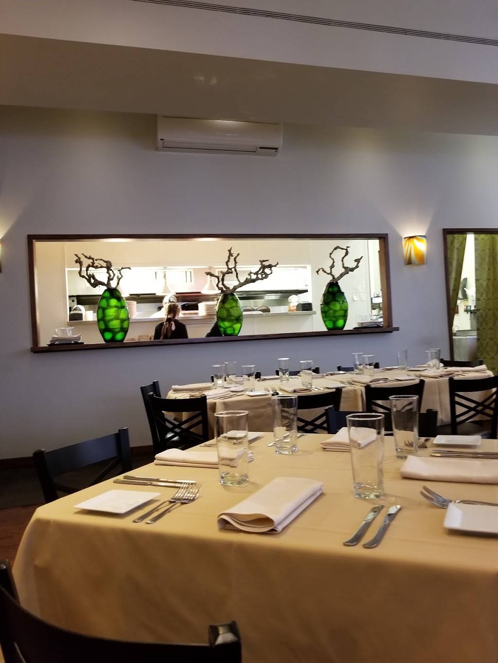 Vetro 1925 | restaurant | 17 E Center St, Fayetteville, AR 72701, USA | 4799664649 OR +1 479-966-4649