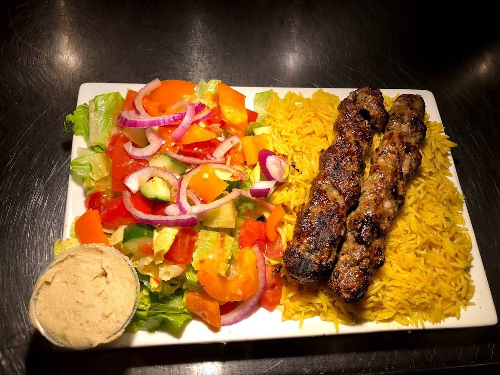 La shawarma | restaurant | 12550 Hwy 50, Bolton, ON L4N 4E7, Canada | 9059519777 OR +1 905-951-9777