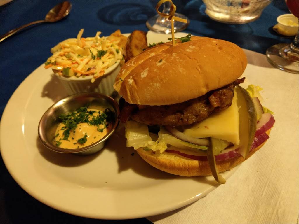 Café Des Artistes De La Lièvre | restaurant | 408 Avenue de Buckingham, Gatineau, QC J8L 2G7, Canada | 8192811987 OR +1 819-281-1987