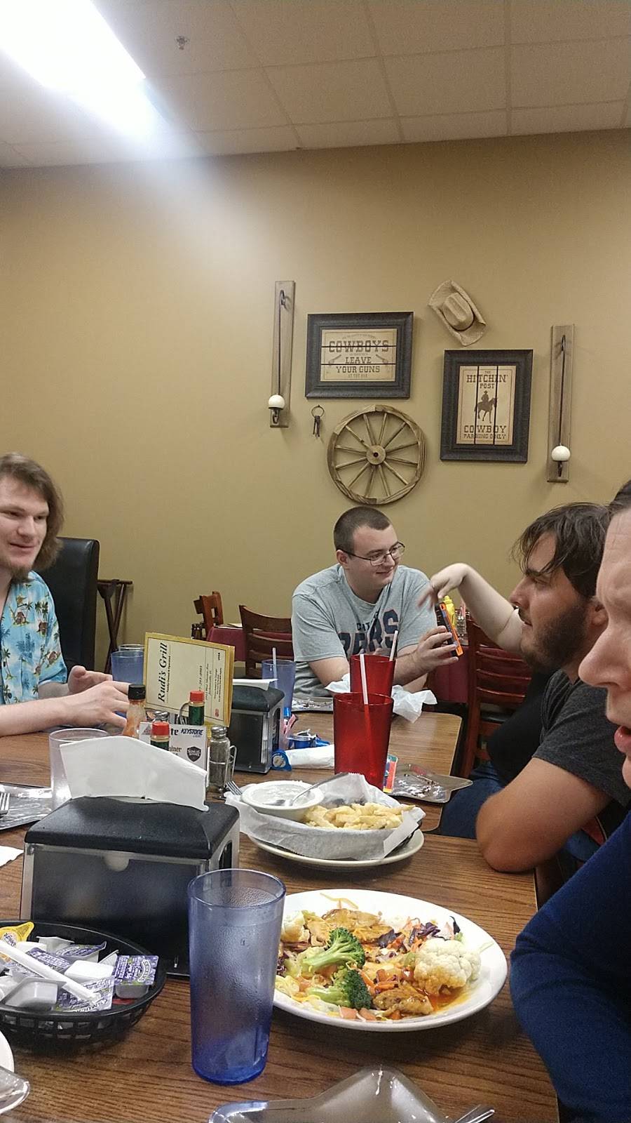 Rudis Grill | restaurant | 1913 W Morton Ave, Jacksonville, IL 62650, USA | 2172910905 OR +1 217-291-0905