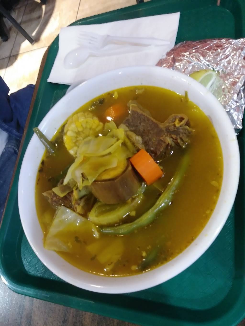 El Pollo Sabroso | restaurant | 3153 Mt Pleasant St NW, Washington, DC 20010, USA | 2022990374 OR +1 202-299-0374