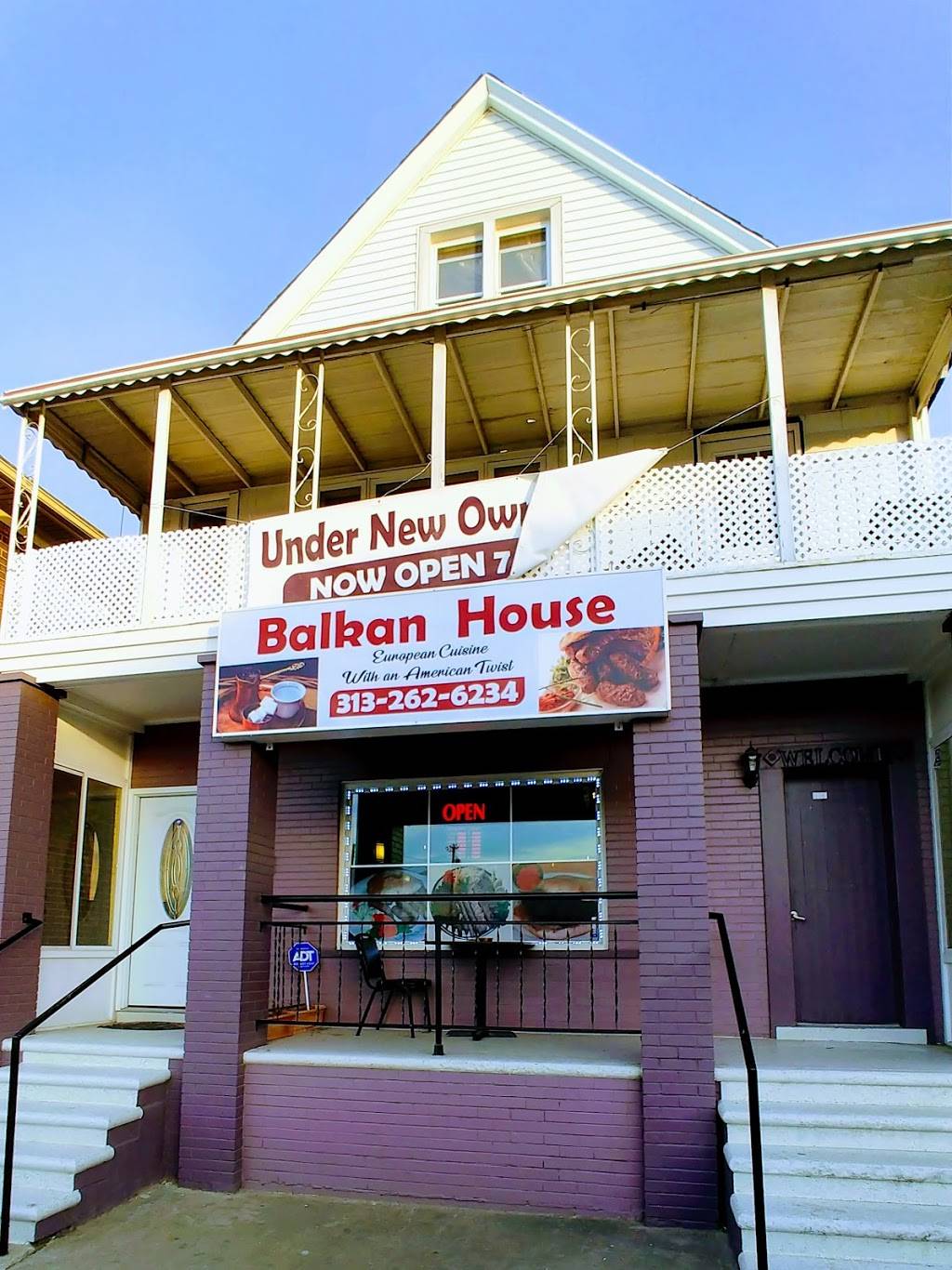 Balkan House | restaurant | 3028 Caniff St, Hamtramck, MI 48212, USA | 3132626234 OR +1 313-262-6234