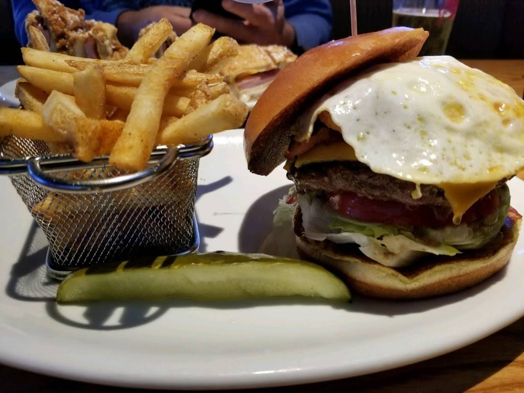 Glory Days Grill | restaurant | 14037 Cortez Blvd, Brooksville, FL 34613, USA | 3525870010 OR +1 352-587-0010