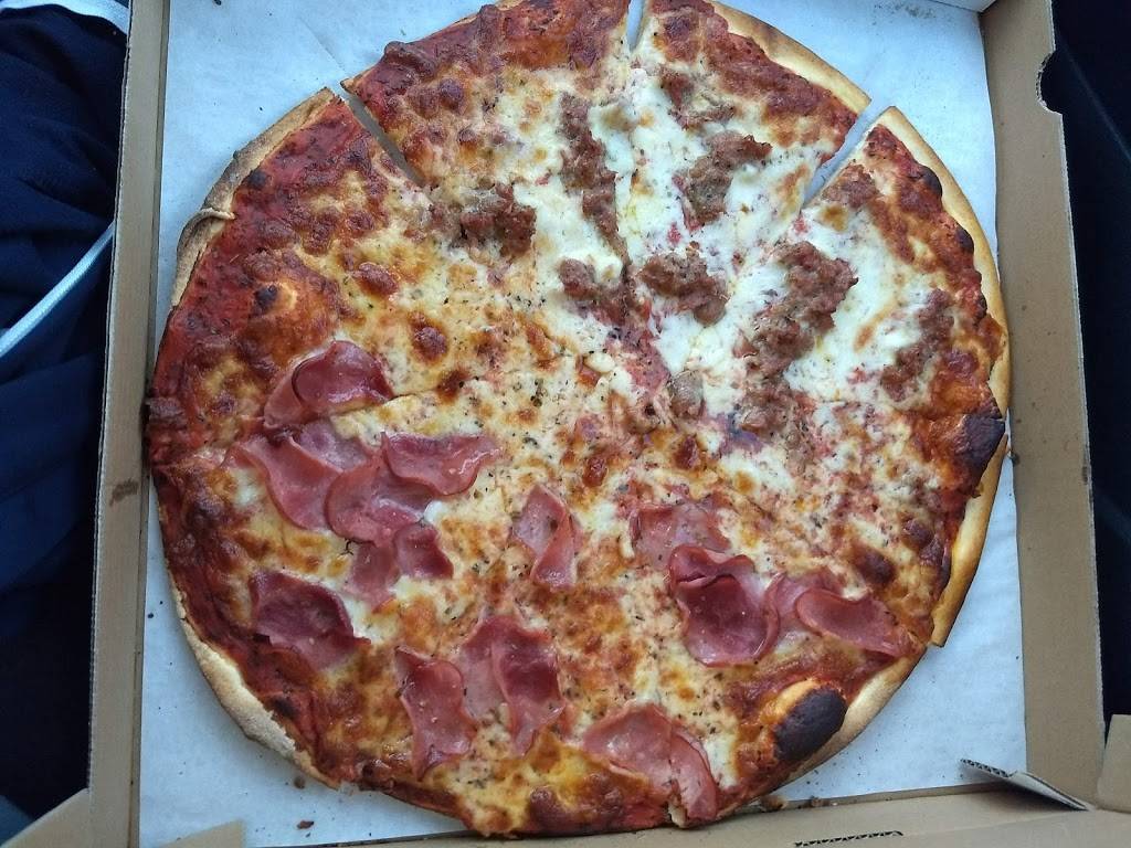 Little Tonis | restaurant | 4745 Lankershim Blvd, North Hollywood, CA 91602, USA | 8187630131 OR +1 818-763-0131