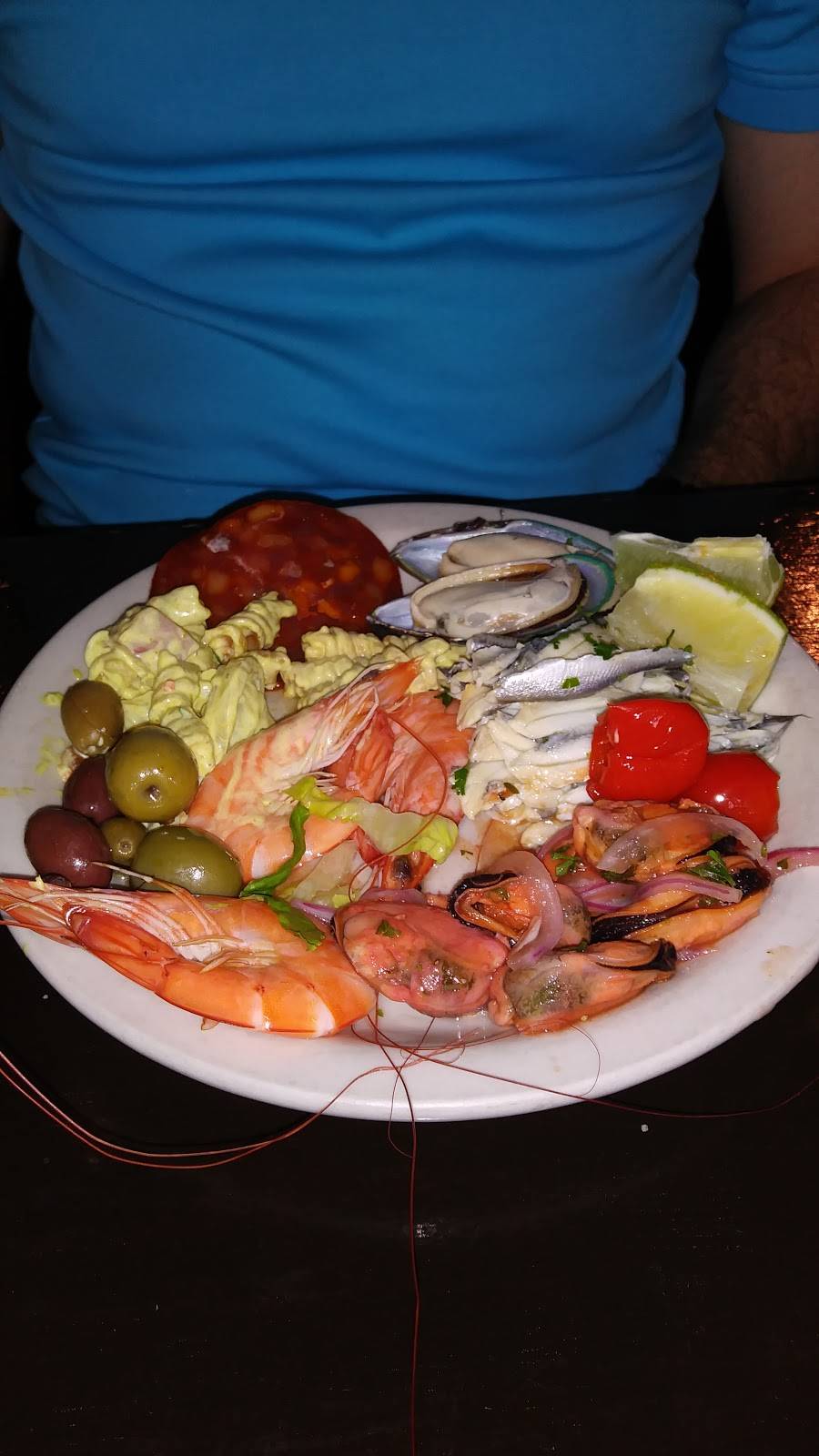 Pizza Hut | meal delivery | 3830 SW 8th St, Miami, FL 33134, USA | 3054428900 OR +1 305-442-8900