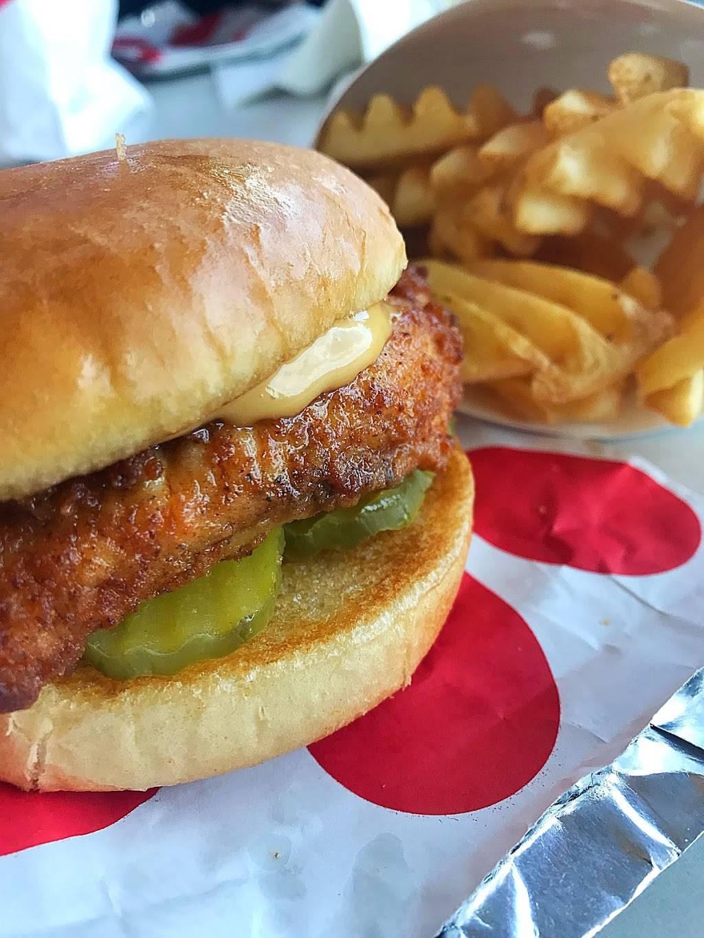 Chick-fil-A | restaurant | 630 Old Country Rd, Garden City, NY 11530, USA | 5167433636 OR +1 516-743-3636