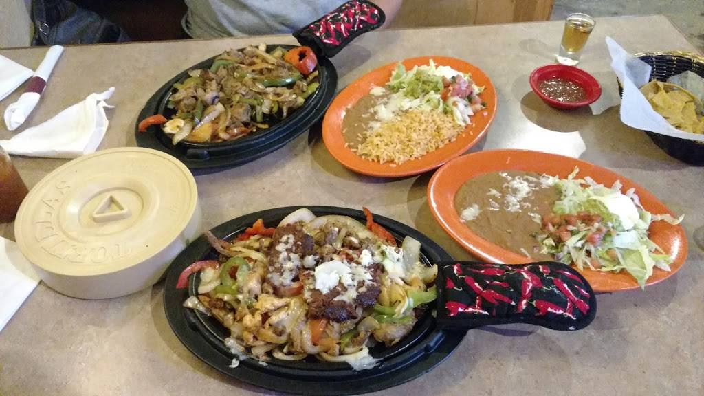 Los Compadres Mexican Grill | restaurant | 4307, 1841 E Broad St, Statesville, NC 28625, USA | 7047754004 OR +1 704-775-4004